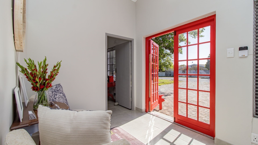 1 Bedroom Property for Sale in Sandbaai Western Cape